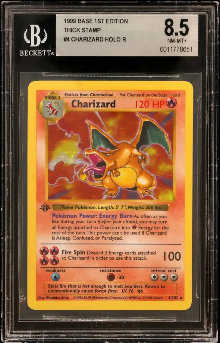 Charizard R/(Thin Stamp)